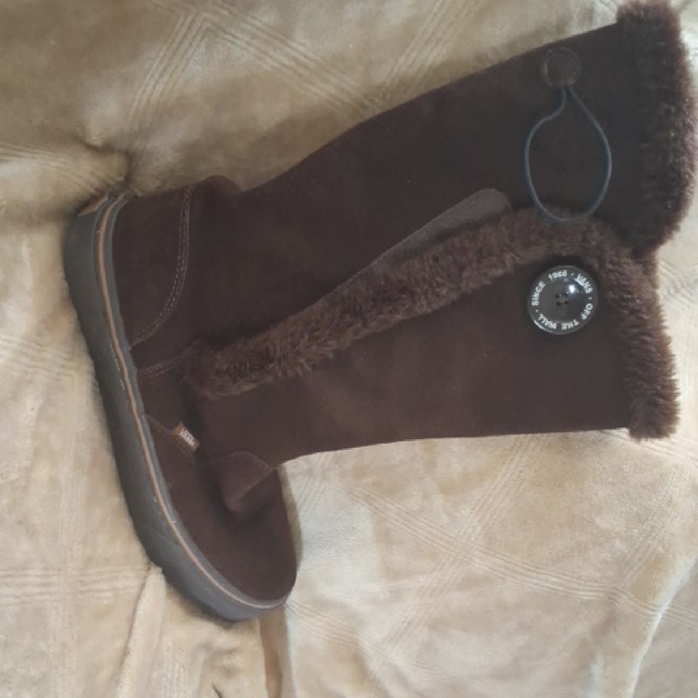 Vans Dark Brown Winter Boots
